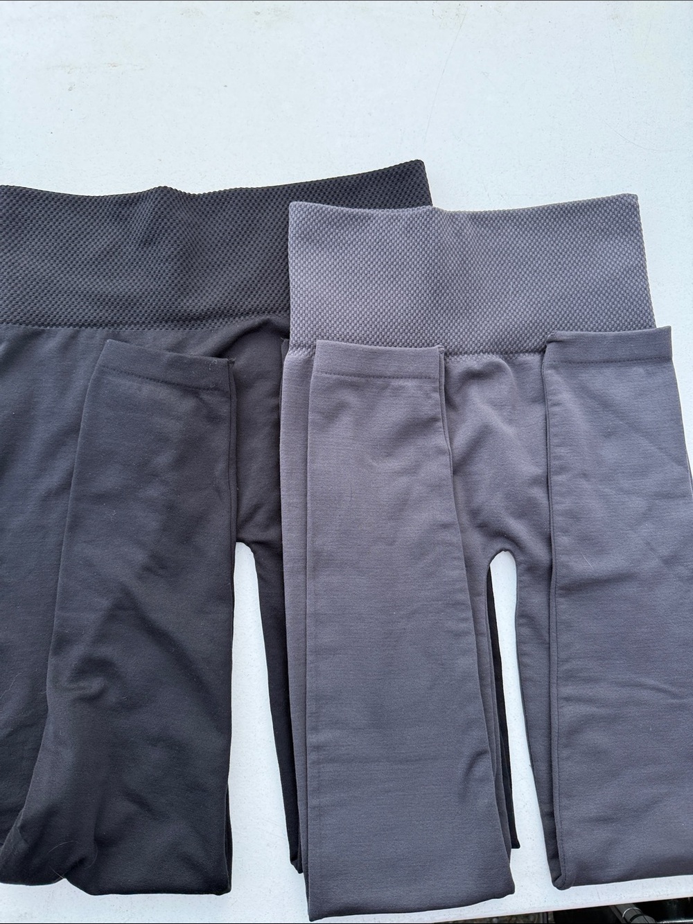 Two Sofra Legging in Black and Gray
